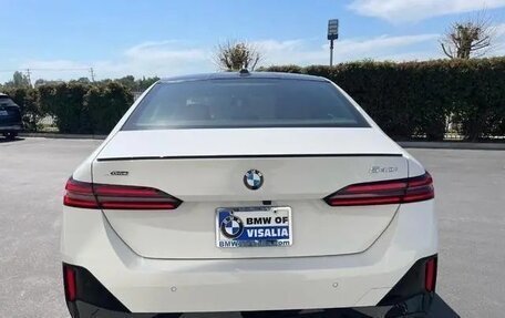 BMW 5 серия, 2025 год, 10 390 000 рублей, 6 фотография