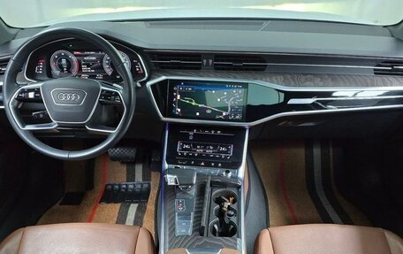Audi A6, 2023 год, 4 800 006 рублей, 5 фотография