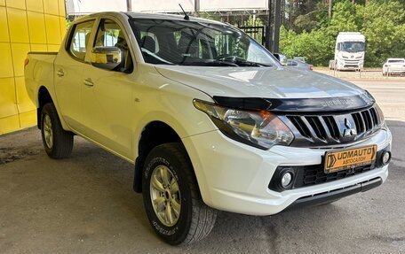 Mitsubishi L200 IV рестайлинг, 2017 год, 1 879 000 рублей, 4 фотография