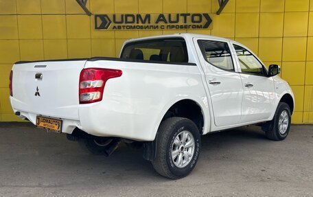 Mitsubishi L200 IV рестайлинг, 2017 год, 1 879 000 рублей, 6 фотография