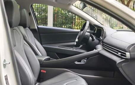 Hyundai Elantra, 2022 год, 1 099 006 рублей, 9 фотография