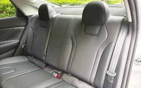 Hyundai Elantra, 2022 год, 1 099 006 рублей, 14 фотография