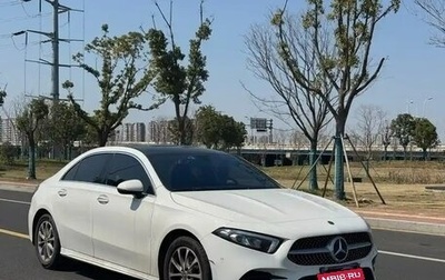 Mercedes-Benz A-Класс, 2022 год, 1 750 000 рублей, 1 фотография