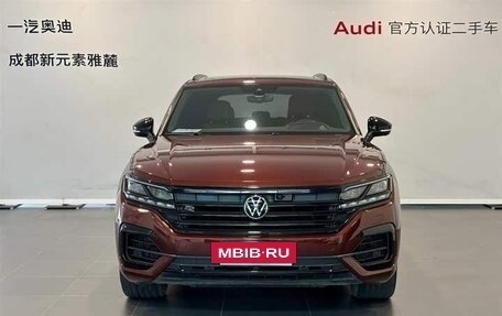 Volkswagen Touareg III, 2022 год, 5 600 000 рублей, 4 фотография
