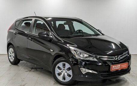 Hyundai Solaris II рестайлинг, 2015 год, 1 090 000 рублей, 3 фотография