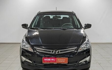 Hyundai Solaris II рестайлинг, 2015 год, 1 090 000 рублей, 2 фотография