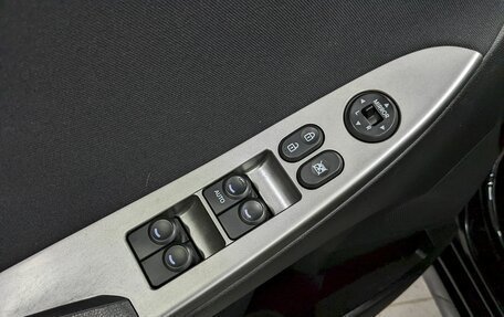 Hyundai Solaris II рестайлинг, 2015 год, 1 090 000 рублей, 12 фотография