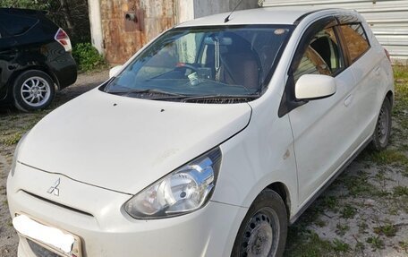 Mitsubishi Mirage VI рестайлинг, 2013 год, 575 000 рублей, 3 фотография