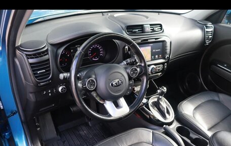 KIA Soul II рестайлинг, 2018 год, 1 780 000 рублей, 7 фотография