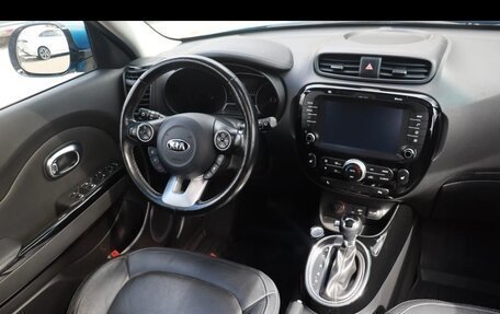KIA Soul II рестайлинг, 2018 год, 1 780 000 рублей, 6 фотография