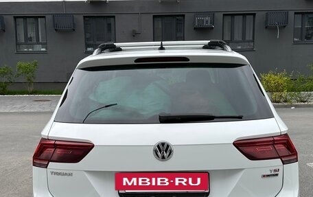 Volkswagen Tiguan II, 2017 год, 2 800 000 рублей, 3 фотография