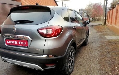 Renault Kaptur I рестайлинг, 2021 год, 2 220 000 рублей, 4 фотография