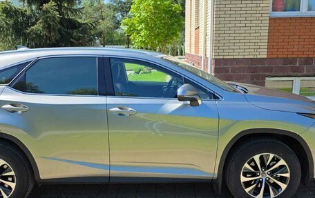 Lexus RX IV рестайлинг, 2019 год, 6 500 000 рублей, 3 фотография