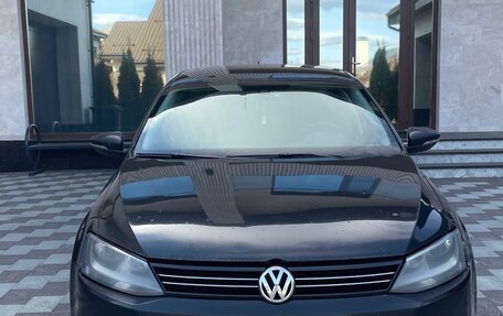 Volkswagen Jetta VI, 2014 год, 745 000 рублей, 2 фотография