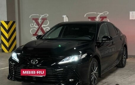 Toyota Camry, 2021 год, 3 950 000 рублей, 13 фотография
