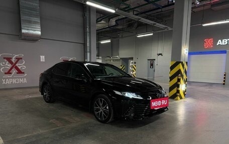 Toyota Camry, 2021 год, 3 950 000 рублей, 3 фотография