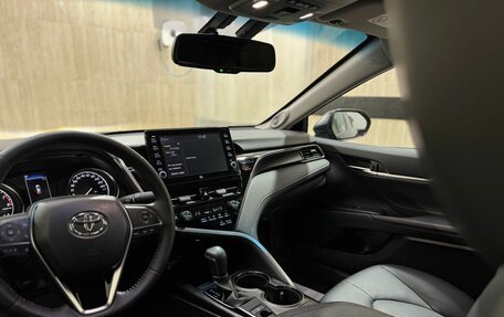 Toyota Camry, 2021 год, 3 950 000 рублей, 21 фотография