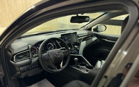 Toyota Camry, 2021 год, 3 950 000 рублей, 24 фотография