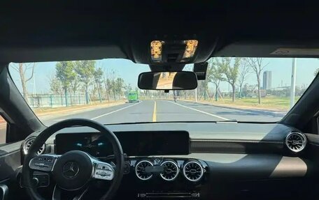 Mercedes-Benz A-Класс, 2022 год, 1 750 000 рублей, 10 фотография
