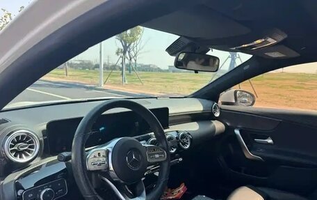 Mercedes-Benz A-Класс, 2022 год, 1 750 000 рублей, 9 фотография