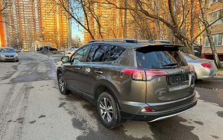 Toyota RAV4, 2015 год, 1 340 000 рублей, 7 фотография