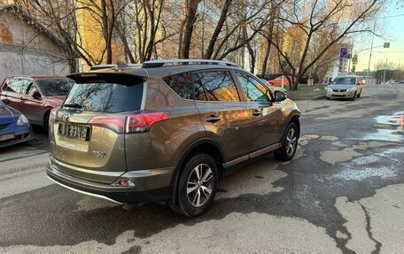Toyota RAV4, 2015 год, 1 340 000 рублей, 5 фотография