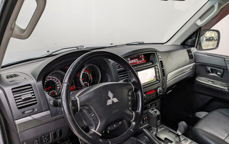 Mitsubishi Pajero IV, 2011 год, 2 100 000 рублей, 14 фотография