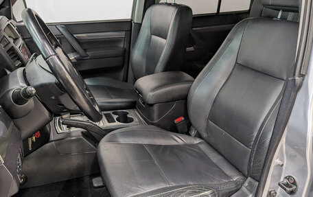 Mitsubishi Pajero IV, 2011 год, 2 100 000 рублей, 19 фотография
