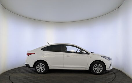 Hyundai Solaris II рестайлинг, 2022 год, 1 790 000 рублей, 4 фотография