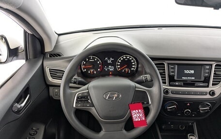 Hyundai Solaris II рестайлинг, 2022 год, 1 790 000 рублей, 25 фотография