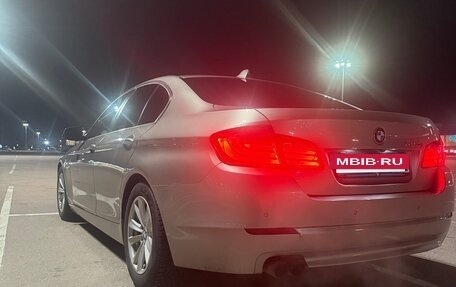 BMW 5 серия, 2012 год, 1 600 000 рублей, 16 фотография