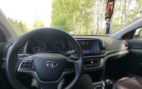 Hyundai Elantra VI рестайлинг, 2016 год, 1 370 000 рублей, 5 фотография