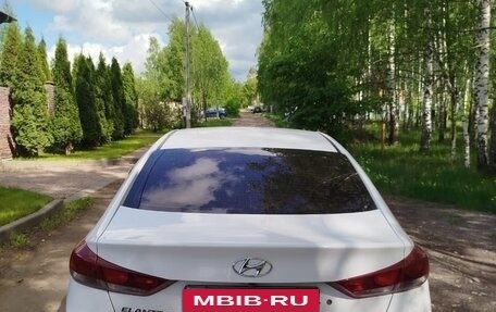 Hyundai Elantra VI рестайлинг, 2016 год, 1 370 000 рублей, 4 фотография