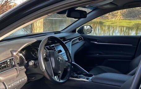 Toyota Camry, 2020 год, 3 100 000 рублей, 6 фотография