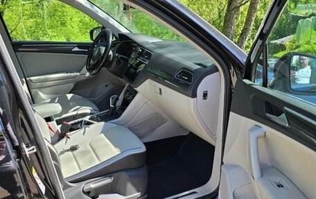 Volkswagen Tiguan II, 2017 год, 2 800 000 рублей, 8 фотография