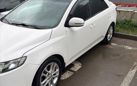 KIA Cerato III, 2011 год, 800 000 рублей, 2 фотография