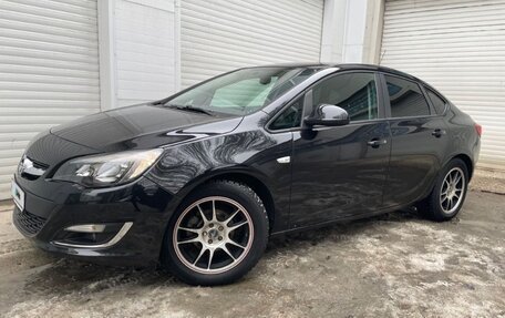 Opel Astra J, 2013 год, 1 050 000 рублей, 4 фотография