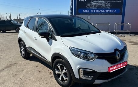 Renault Kaptur I рестайлинг, 2017 год, 1 350 000 рублей, 3 фотография