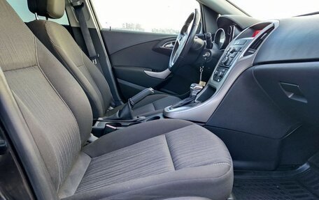Opel Astra J, 2011 год, 780 000 рублей, 9 фотография