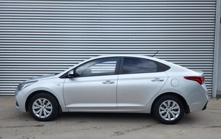 Hyundai Solaris II рестайлинг, 2017 год, 1 064 000 рублей, 2 фотография