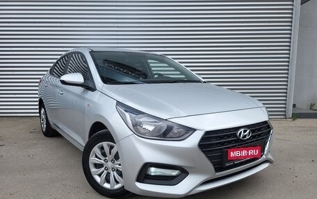 Hyundai Solaris II рестайлинг, 2017 год, 1 064 000 рублей, 7 фотография