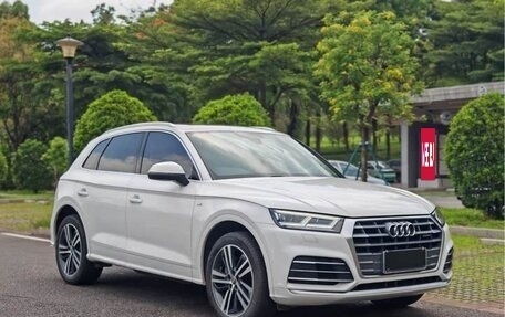 Audi Q5, 2020 год, 2 760 000 рублей, 2 фотография