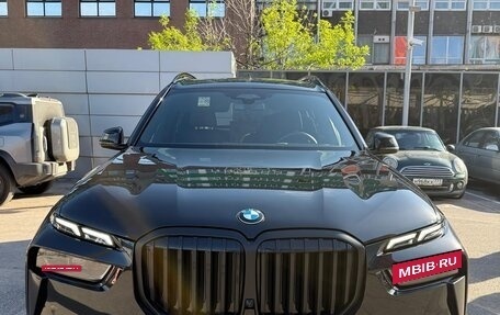 BMW X7, 2024 год, 17 000 000 рублей, 2 фотография