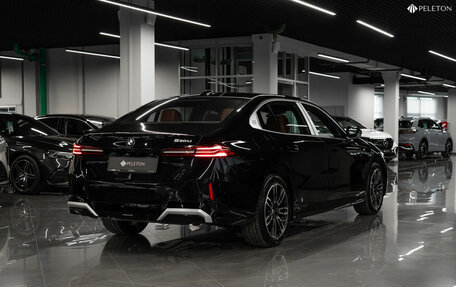 BMW 5 серия, 2024 год, 7 900 000 рублей, 5 фотография