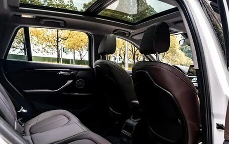 BMW X1, 2022 год, 2 000 000 рублей, 6 фотография