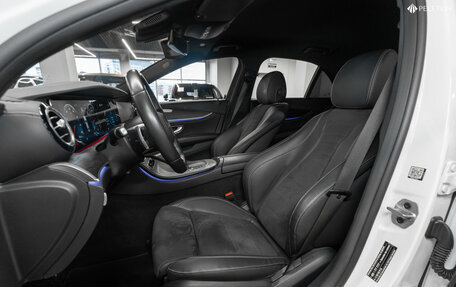 Mercedes-Benz E-Класс, 2021 год, 5 200 000 рублей, 10 фотография