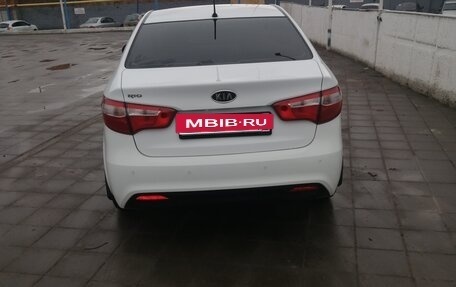 KIA Rio III рестайлинг, 2012 год, 910 000 рублей, 2 фотография