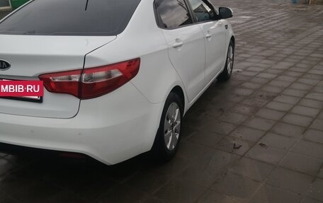 KIA Rio III рестайлинг, 2012 год, 910 000 рублей, 3 фотография