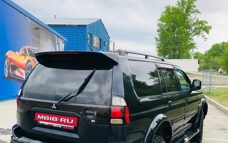 Mitsubishi Pajero Sport II рестайлинг, 2004 год, 900 000 рублей, 3 фотография
