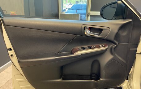 Toyota Camry, 2016 год, 1 780 000 рублей, 8 фотография